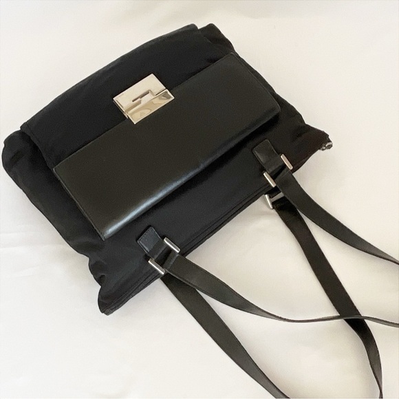 GUCCI Vintage Black Nylon ShoulderTote Bag G Buckle Circa 1990s COA - Picture 11 of 17
